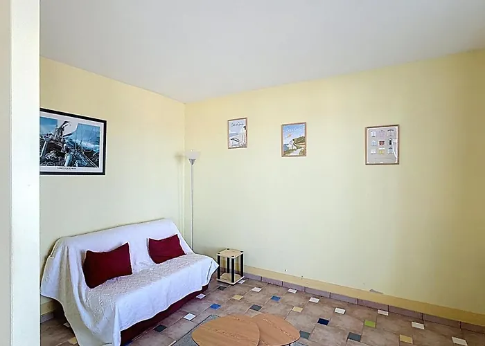 Stella Maris Rdc 公寓 *