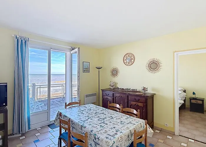 Stella Maris Rdc 公寓 *